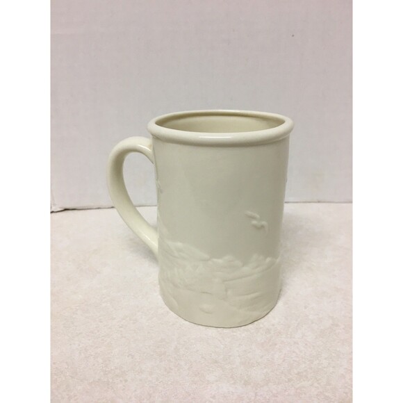 Lighthouse CROSSROADS Embossed Collectible Ivory Mug-Cup 12oz - Picture 2 of 6